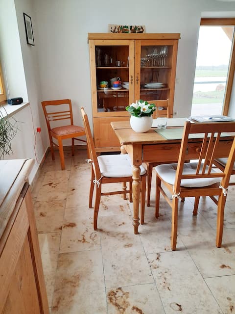 Beautiful room close to Lake Altmühl for cyclists