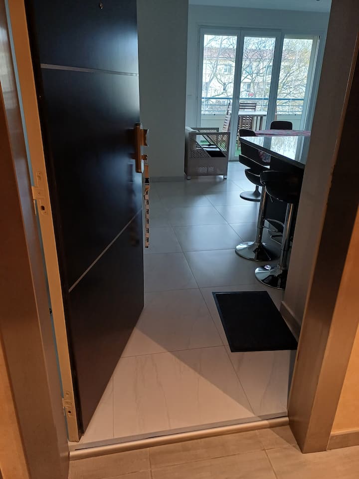 Appartement Trois Pièces - Saint-Raphaël