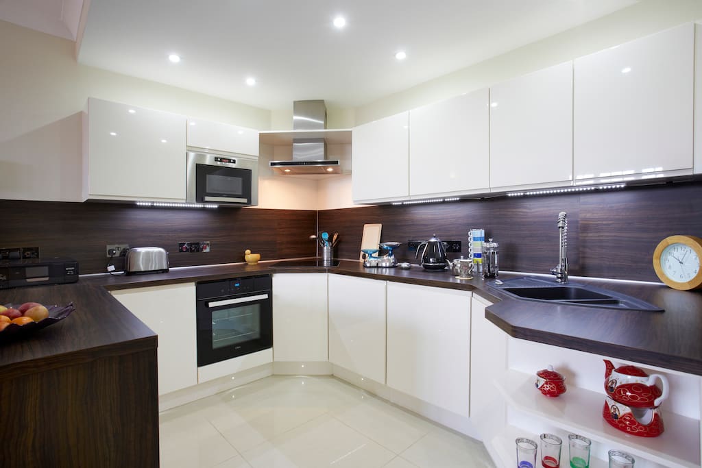 You are free to use this modern well equipped kitchen to prepare an evening meal or breakfast.