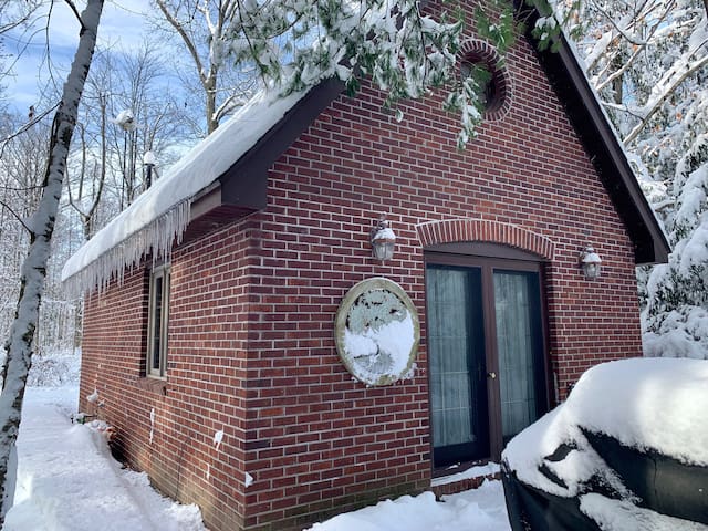 Airbnb Finger Lakes Vacation Rentals Places To Stay