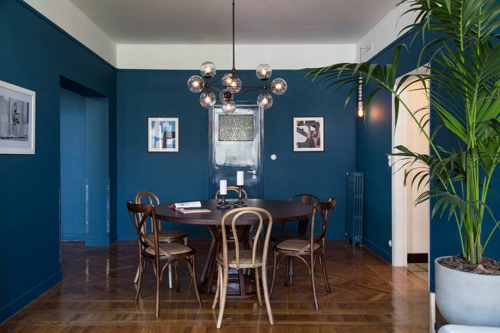 Bauhaus Building. 190sq. City Centre gallery image 3