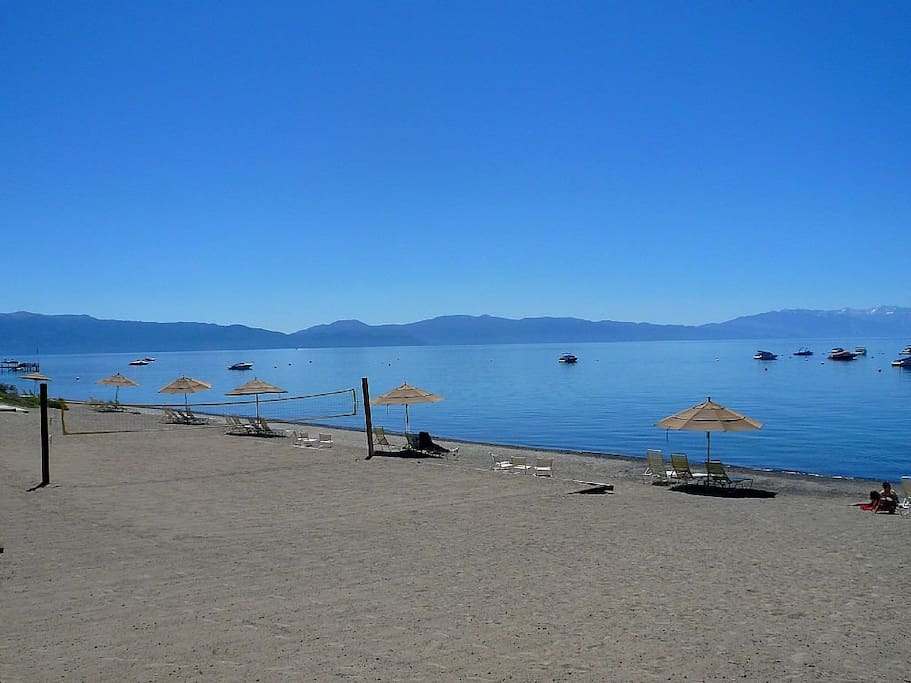 access to Dollar Point private beach, pier and tennis courts just 200ft away