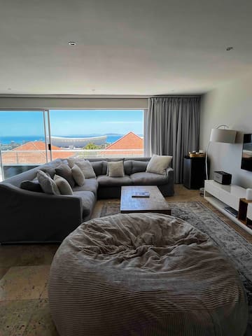 The Views! Gem in the heart Green Point