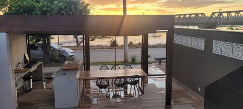Casa Linda/Spacious by the São Francisco River