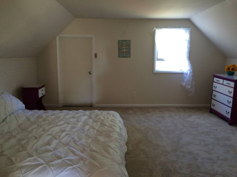 Upstairs king bedroom