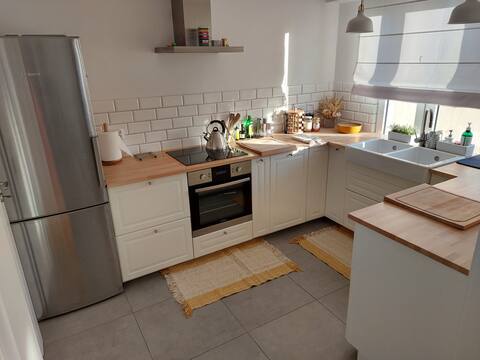Self-contained apartment 75m2