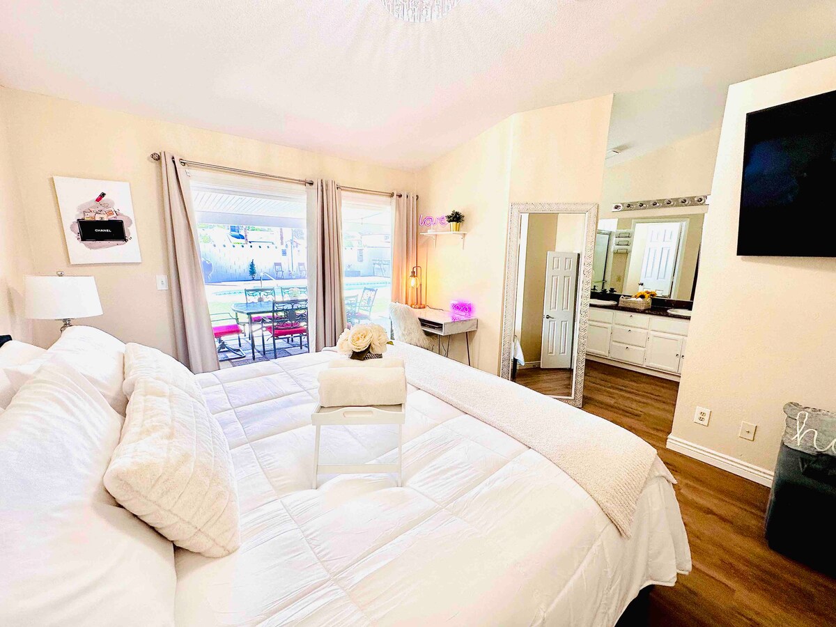 ห้องนอนใหญ่