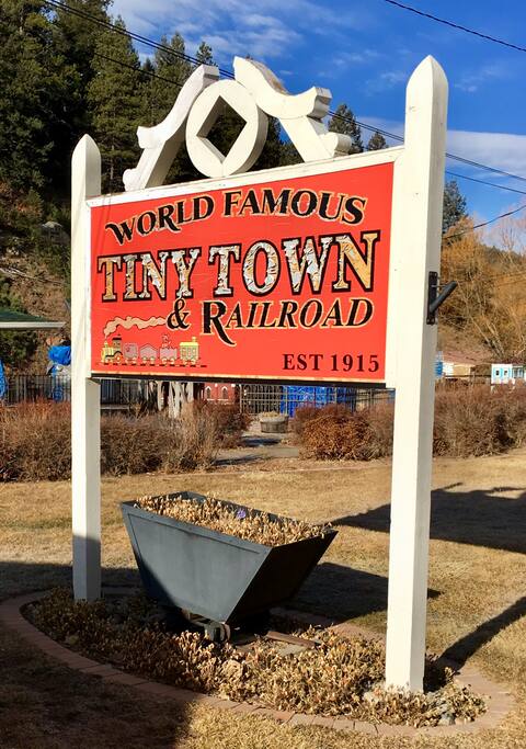 Walking distance from Tiny Town