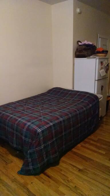 Full sized bed
