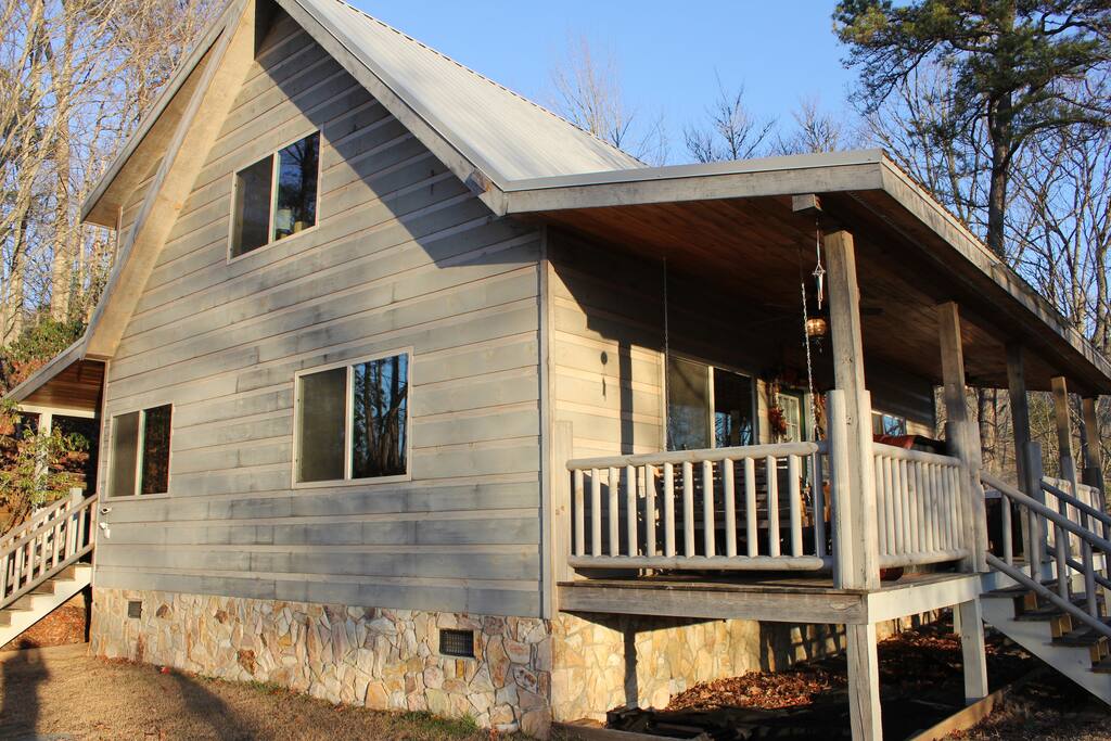 Handmade cabin built in 2004