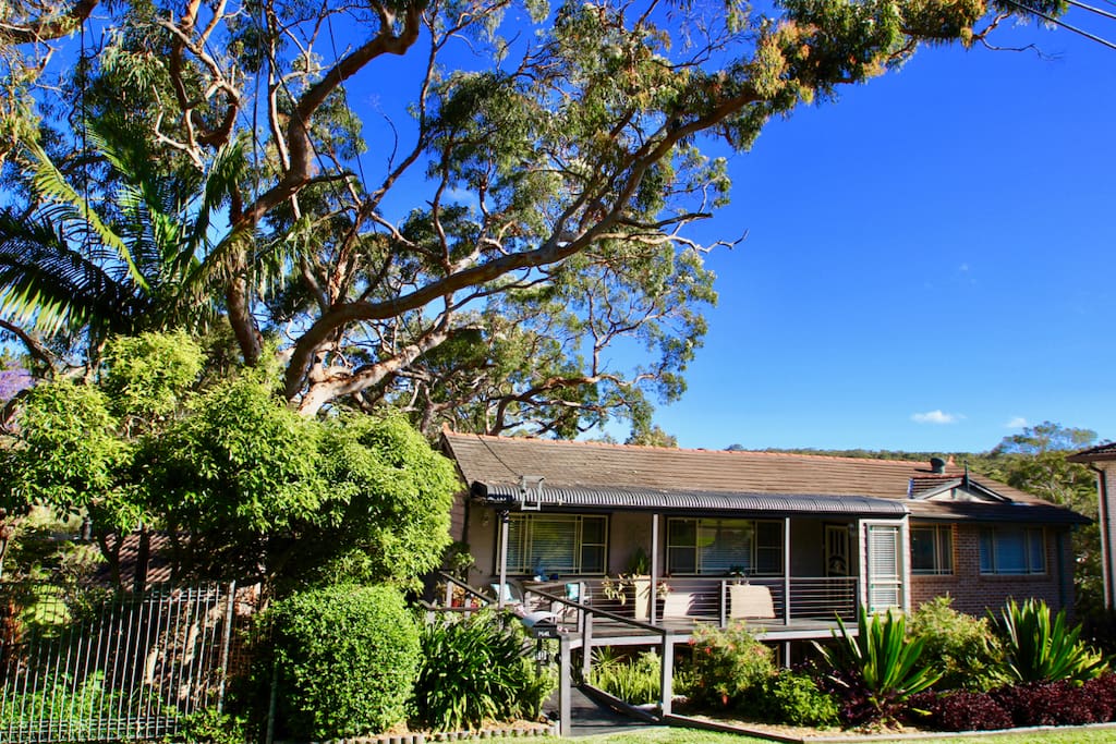 Beautiful Bush Land Retreat