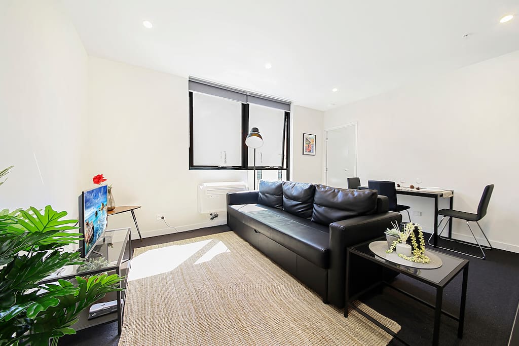 A modern, comfy & warm interior.