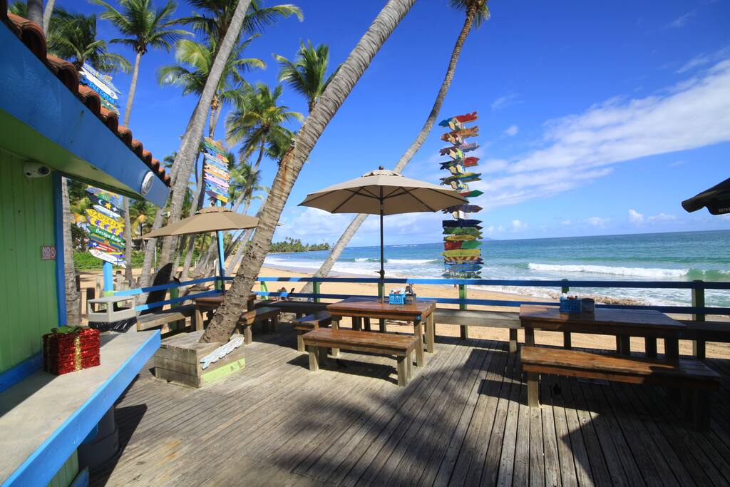 Beach Bohio Bar