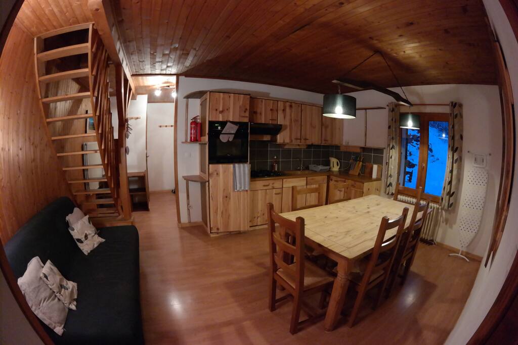Apt 3 Kitchen/Dining