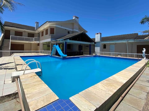 Excep. Casa C+ 1000m2, piscina s/ Olimp, camp. fut