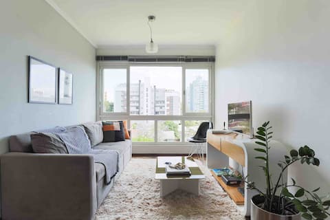 Top performing Airbnb: Spacious, bright and peaceful | Barra and Pontal in Porto Alegre