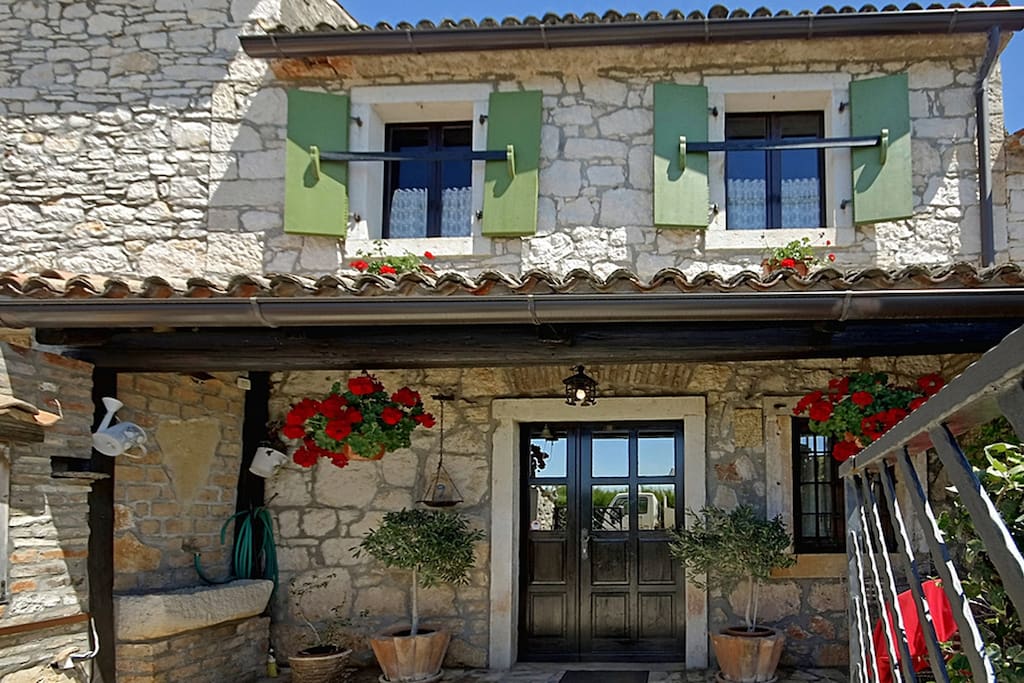 House view outside