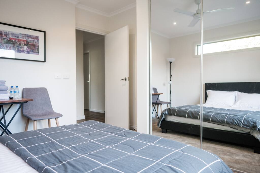 Large mirror wardrobe to house your suitcase and clothing. Also includes a clothes horse, heater, bin and extra blanket.