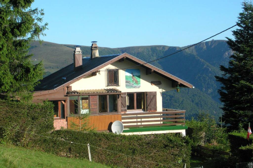 Le chalet dans son cadre naturel