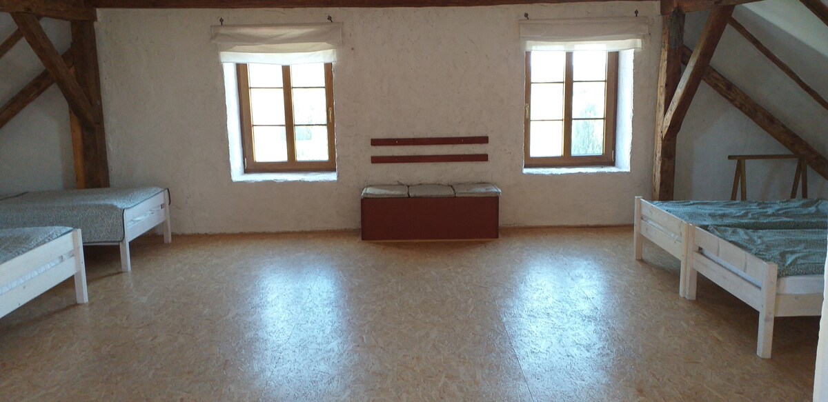 غرفة النوم 2