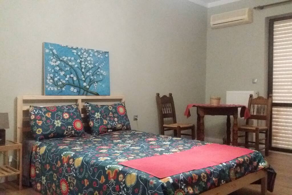 Bed and kitchen table