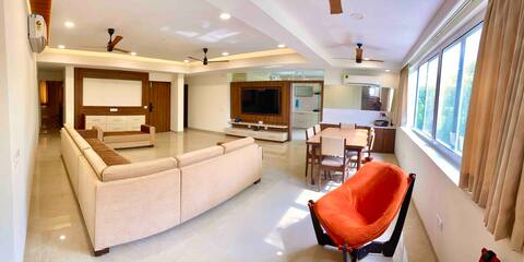 Luxury Penthouse in Pratapgunj- fully decked