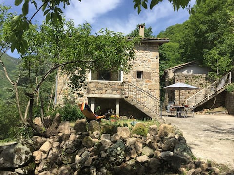Picturesque Stone House in Archeche's