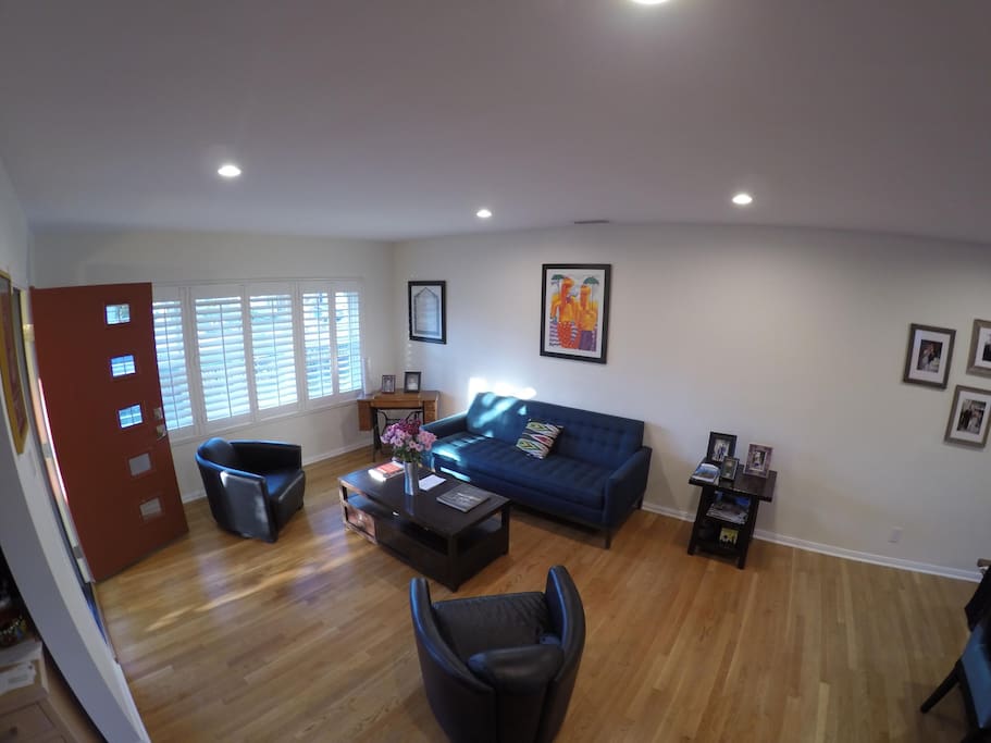 one side of living room
