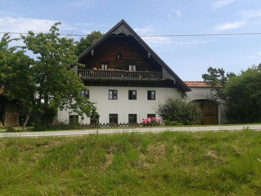 Unser 200 Jahre alter Hof