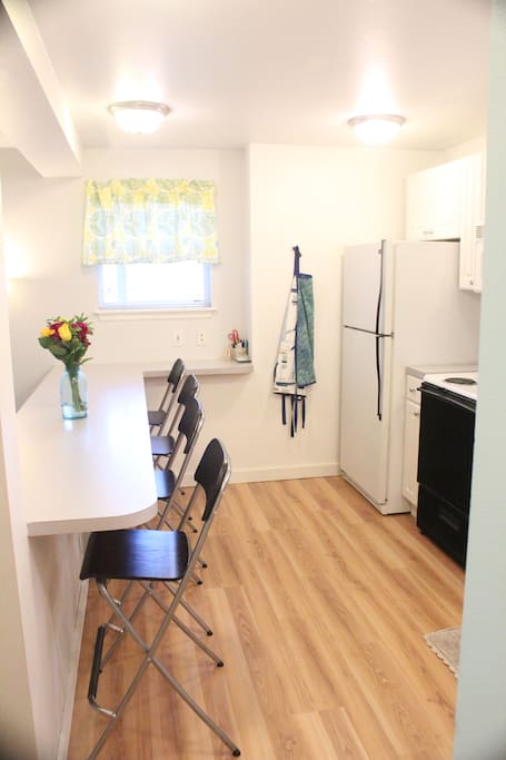 Spacious kitchen for prepping meals.