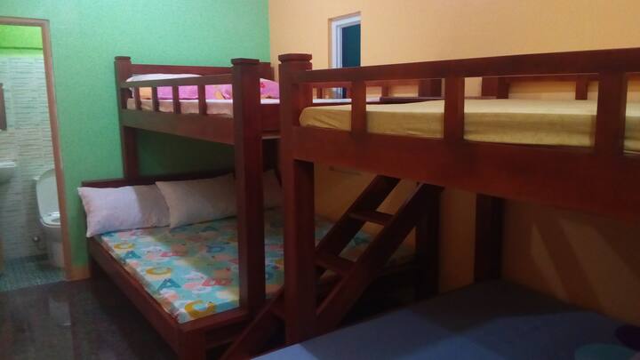 Rooms for 8 person capacity (room 7)