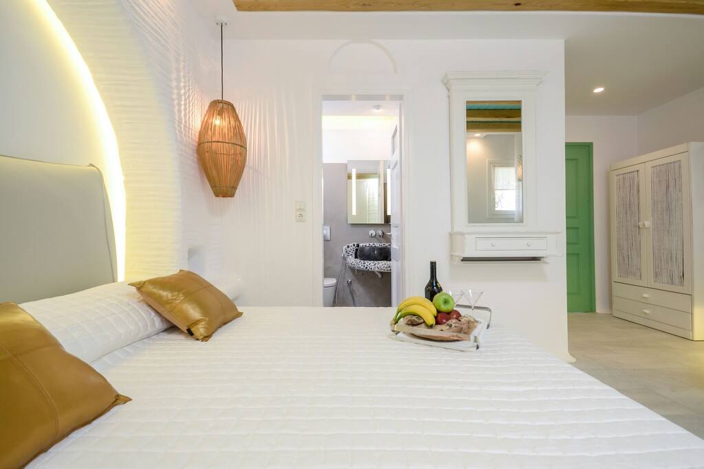 Double bedroom, interior space
