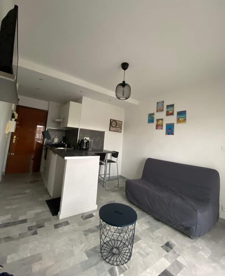 Hyères Vacation Rentals & Homes ProvenceAlpesCôte d'Azur, France