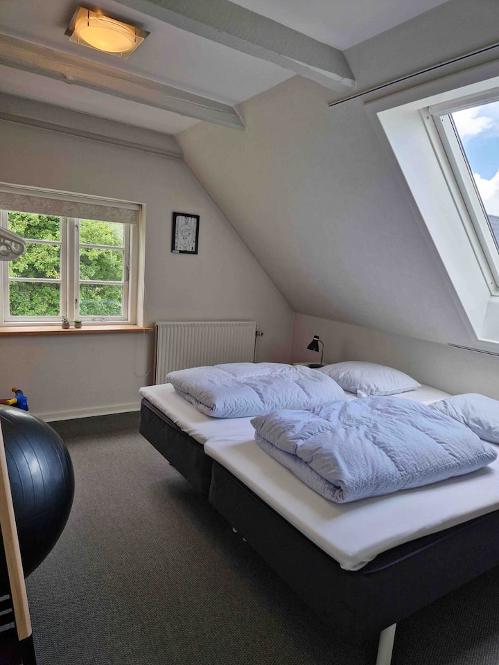 7: เตียงเดี่ยว 2 เตียงหรือเตียงเดี่ยว 2 เตียง