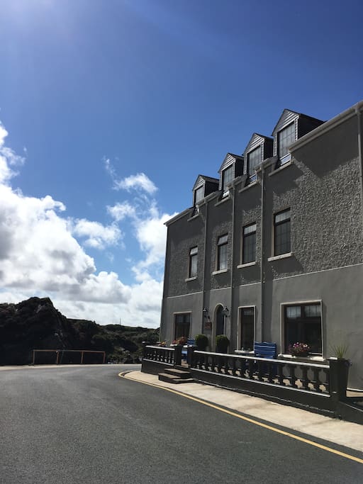 Elegant 19th century house with stunning harbour views.