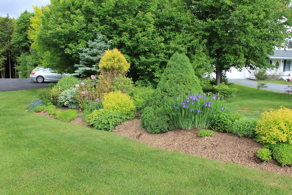 Side Gardens