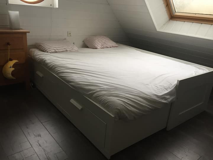 La Chambre 3 de la "Princesse", le lit gigogne déplié