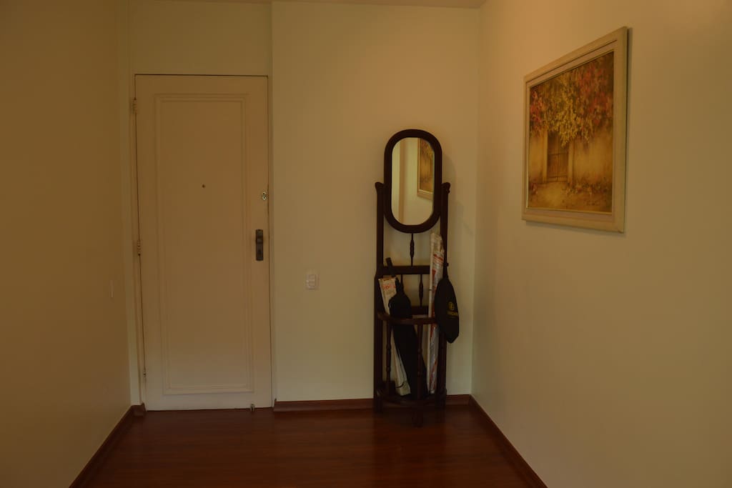 Porta principal de entrada