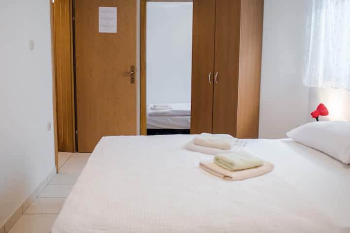 Ritratt tal-kamra tas-sodda