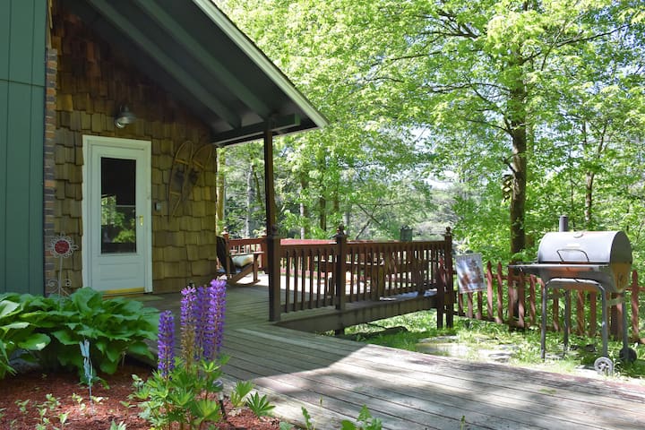 Cozy White Mountain Cabin W Hot Tub Fireplace Cabins For