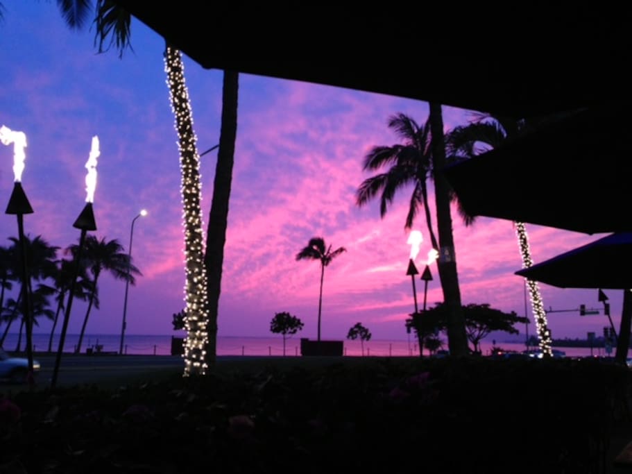 Beautiful Hawaiian sunset view.