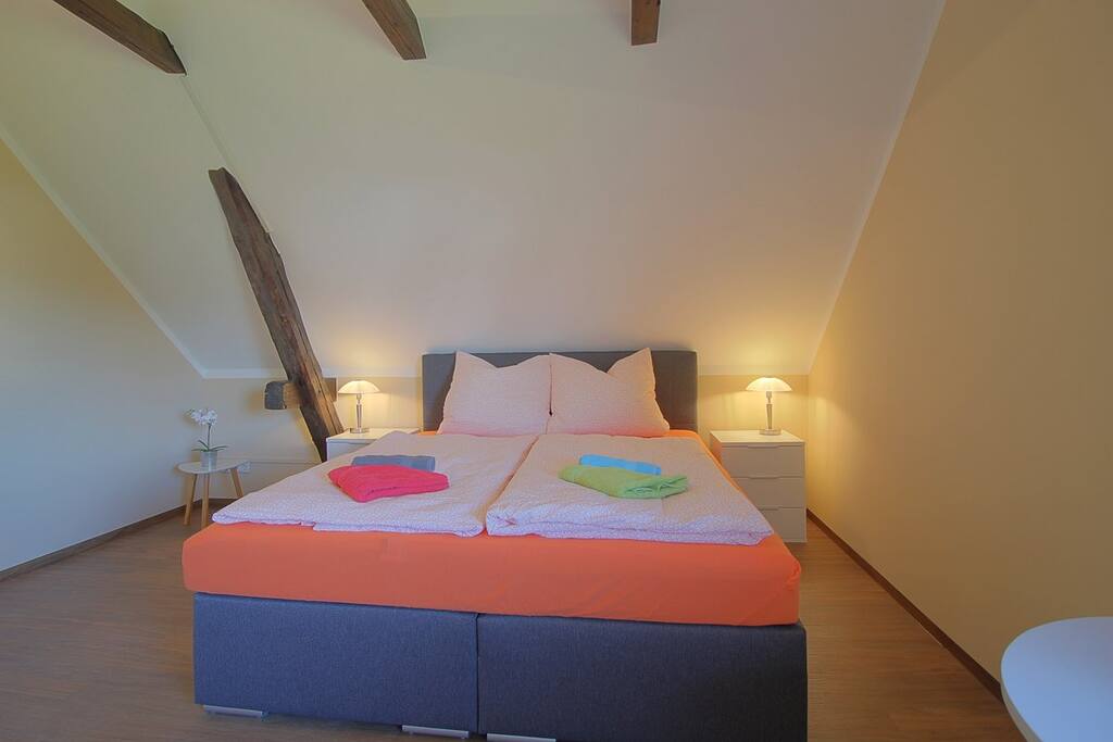 bequemes Boxspringbett 1,80 x 2,00 m