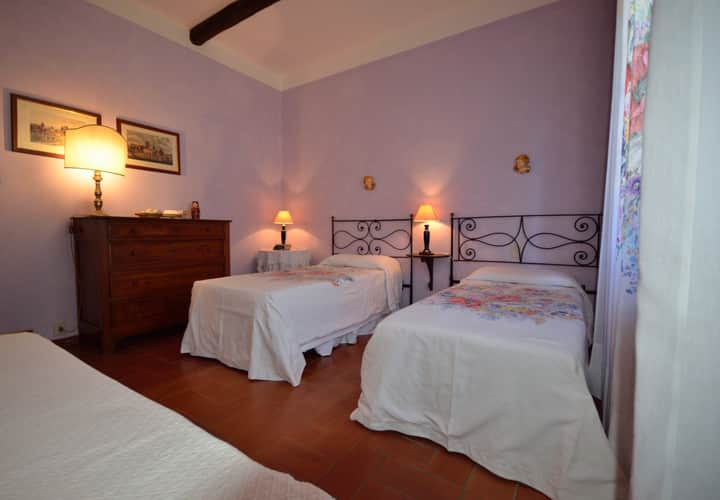 Спална соба 6