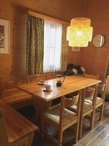 Ski/hiking chalet with mountain views gallery image 3