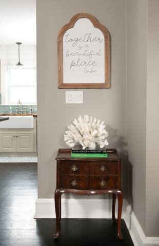 Hilltop House & Cottage, Close to Newport gallery image 4