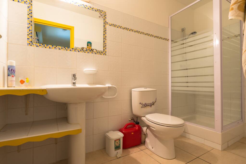 Badezimmer - Salle de bains