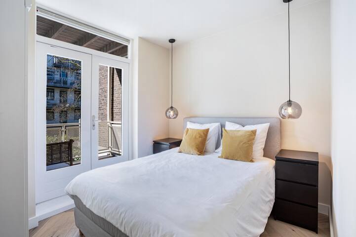 Cozy, new apartment near the Museum Square gallery image 5