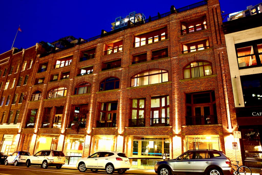 Welcome to Vancouver's first warehouse loft conversion, in the middle of Downtown within a 10 min walk to Gastown, Yaletown, and the sewall. The loft is located on the top 2 floors of the building.