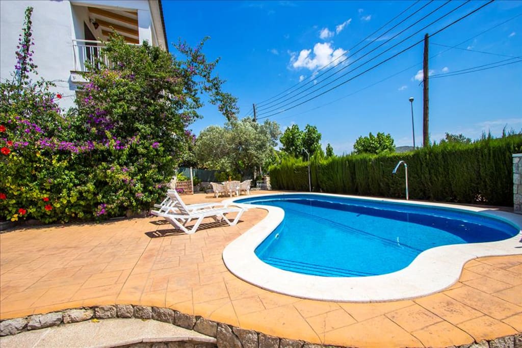 Private pool