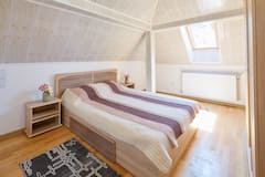 New+and+modern+two+bedroom+apartment+by+SquashTech